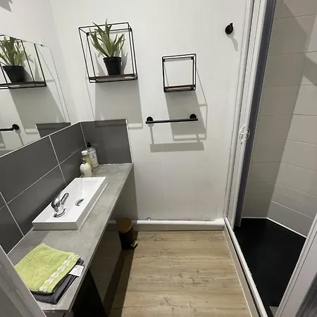 La Pause Bleue * לורדה